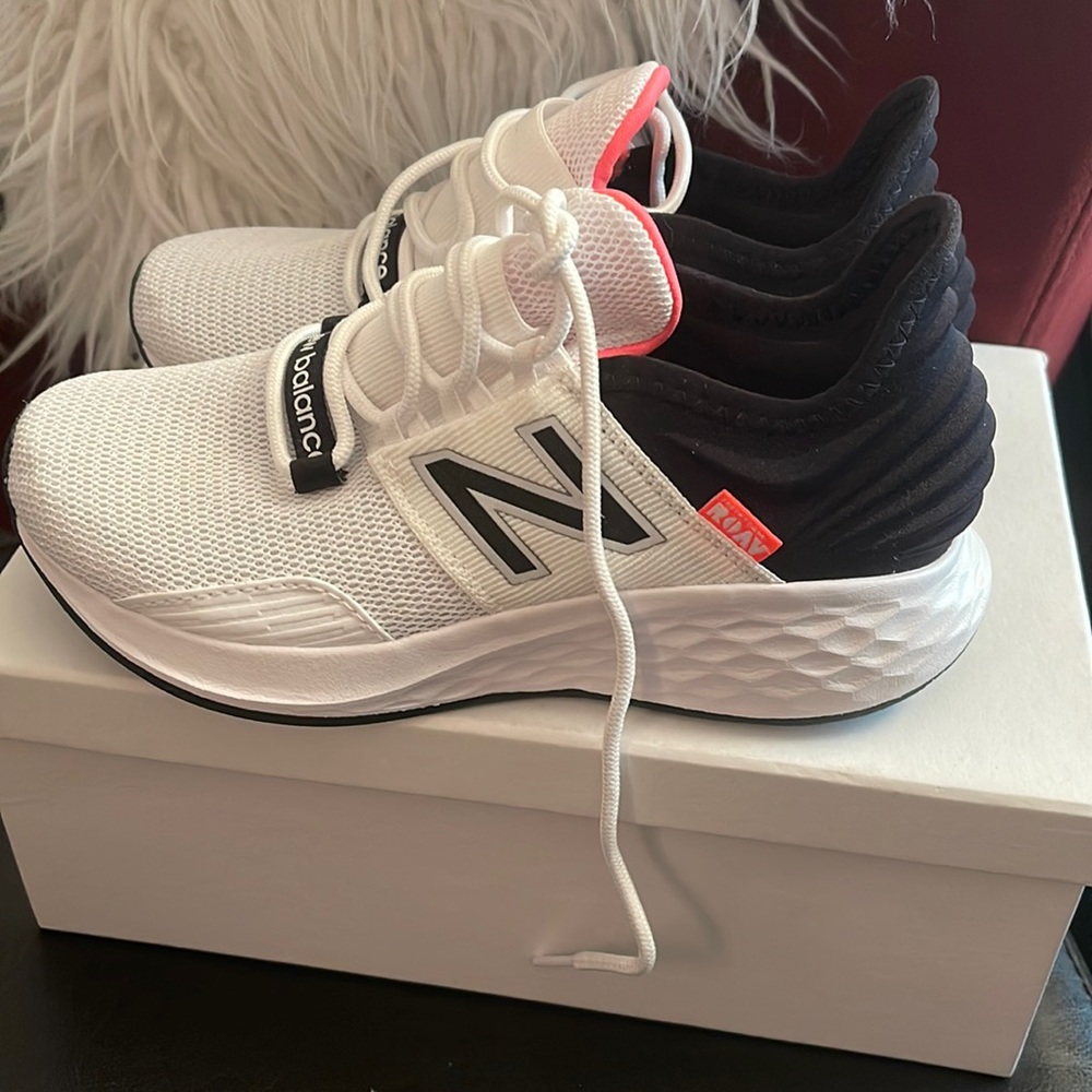 Like new kids Tennis shoes